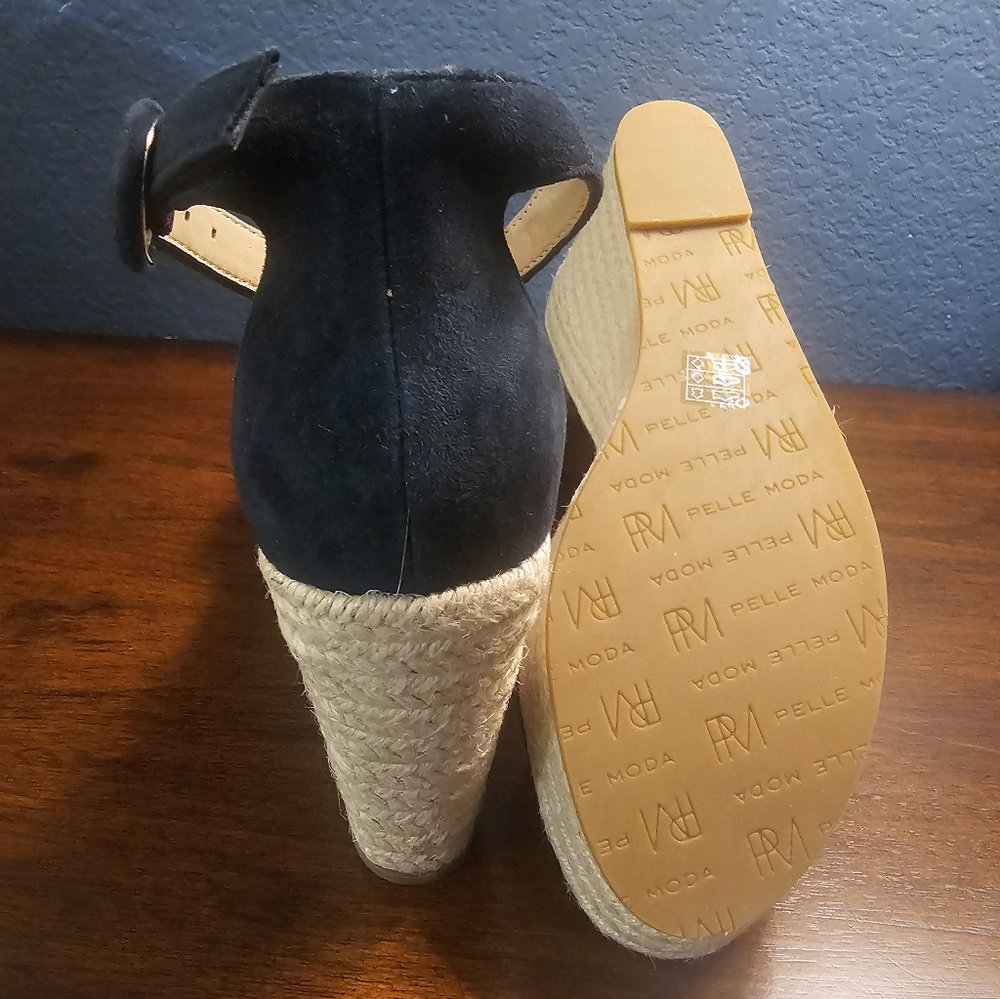 Pella Moda Sandal - Picture 4 of 5